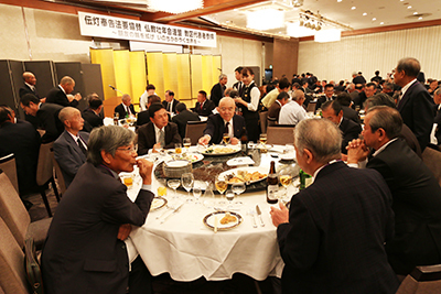 4.教区の垣根を超えた和やかな懇親会.JPG